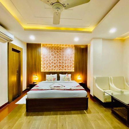 Hotel Ajay International Allahabad Exterior foto