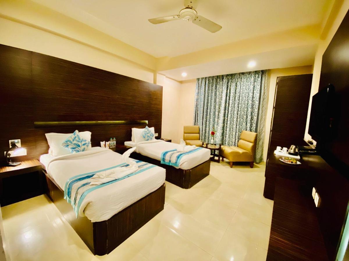 Hotel Ajay International Allahabad Exterior foto